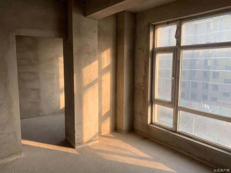 四季花园二手房 38万元108平米 四季花园电梯毛坯 台安房产网